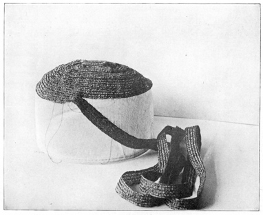 ONE METHOD OF STARTING THE BRAID ON CROWN AND SEWING IN
PLACE