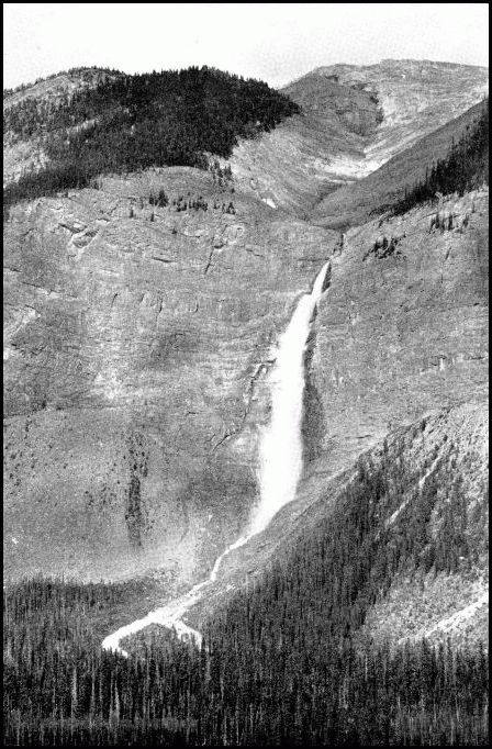 TAKAKKAW FALL, YOHO VALLEY&mdash;1,200 feet high.