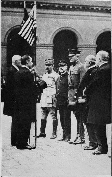 Copyright by the Committee on Public Information.

General Pershing in Paris, July, 1917.